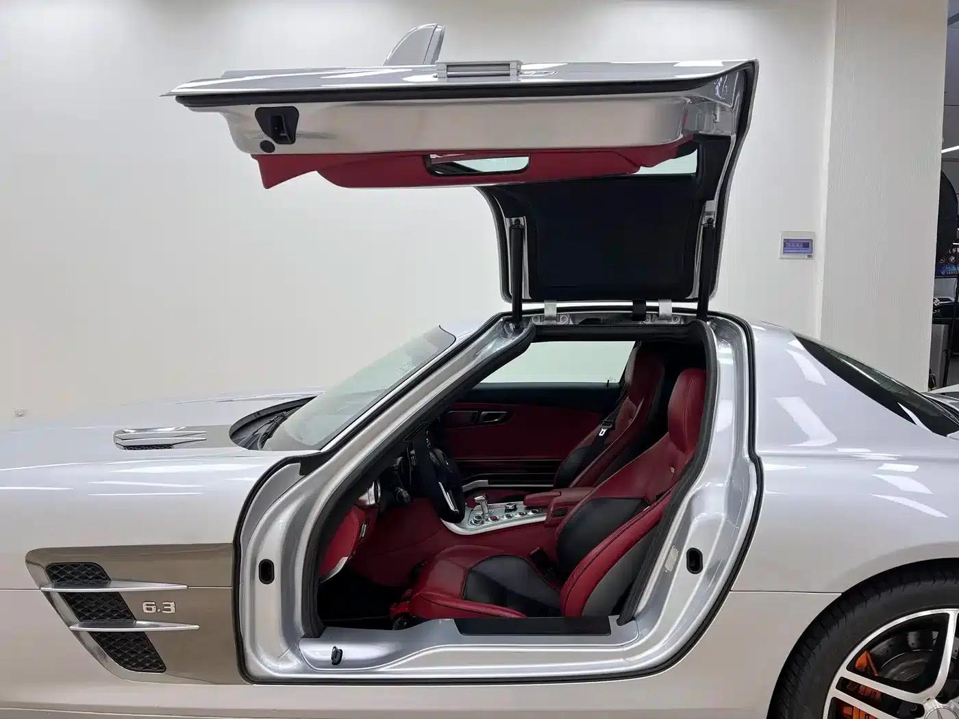 2011 Mercedes-Benz SLS AMG — миниатюра 21