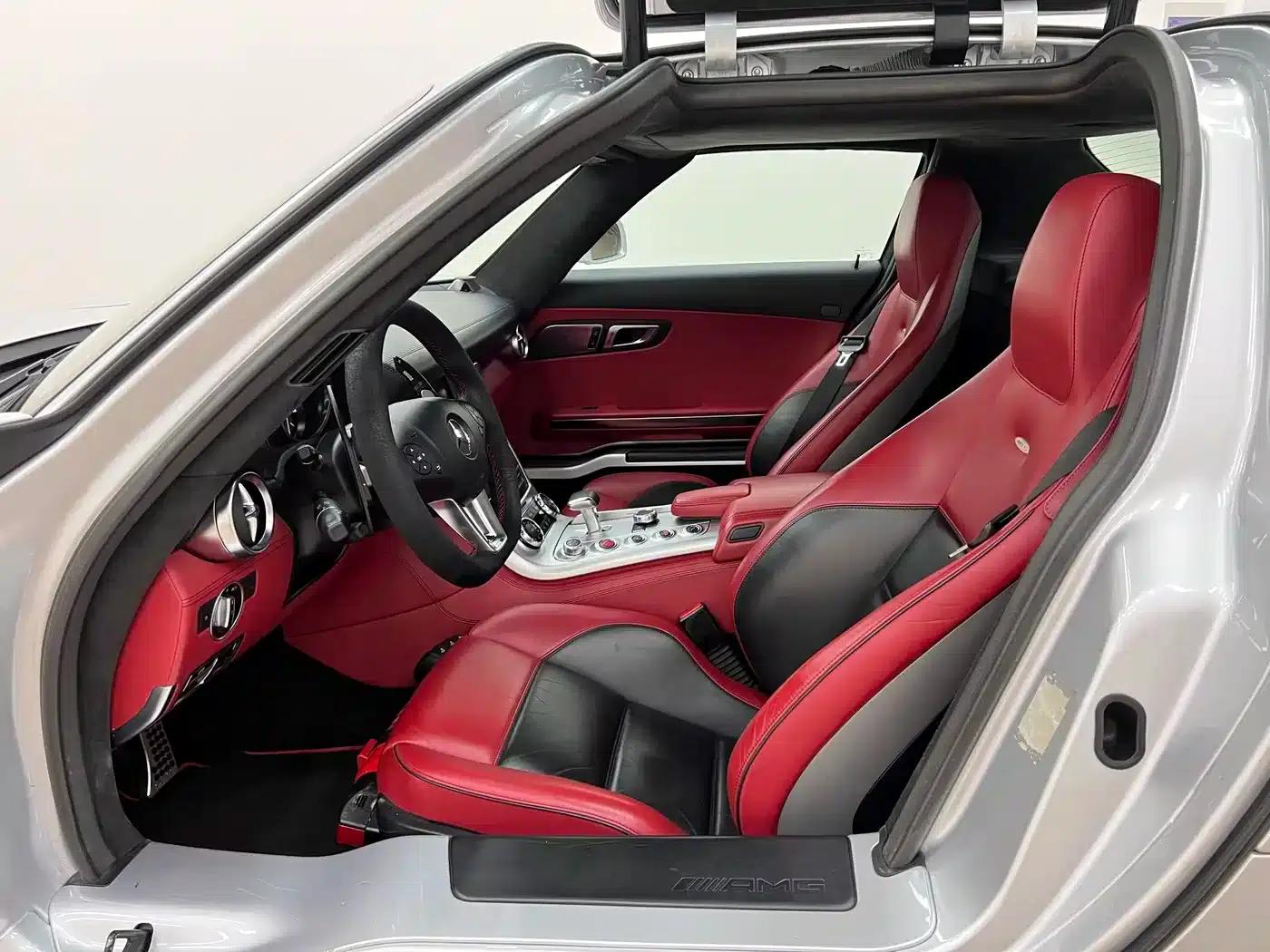 2011 Mercedes-Benz SLS AMG — миниатюра 22