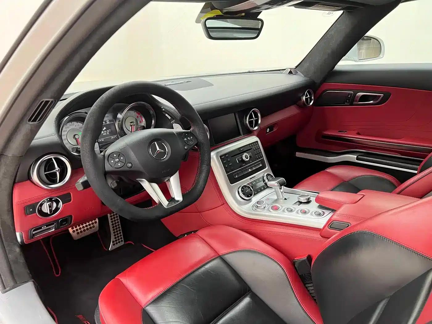2011 Mercedes-Benz SLS AMG — миниатюра 23
