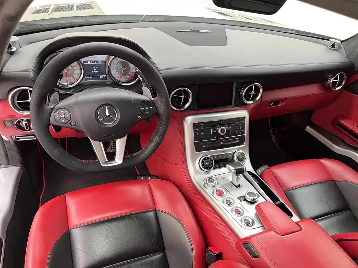 2011 Mercedes-Benz SLS AMG — миниатюра 24