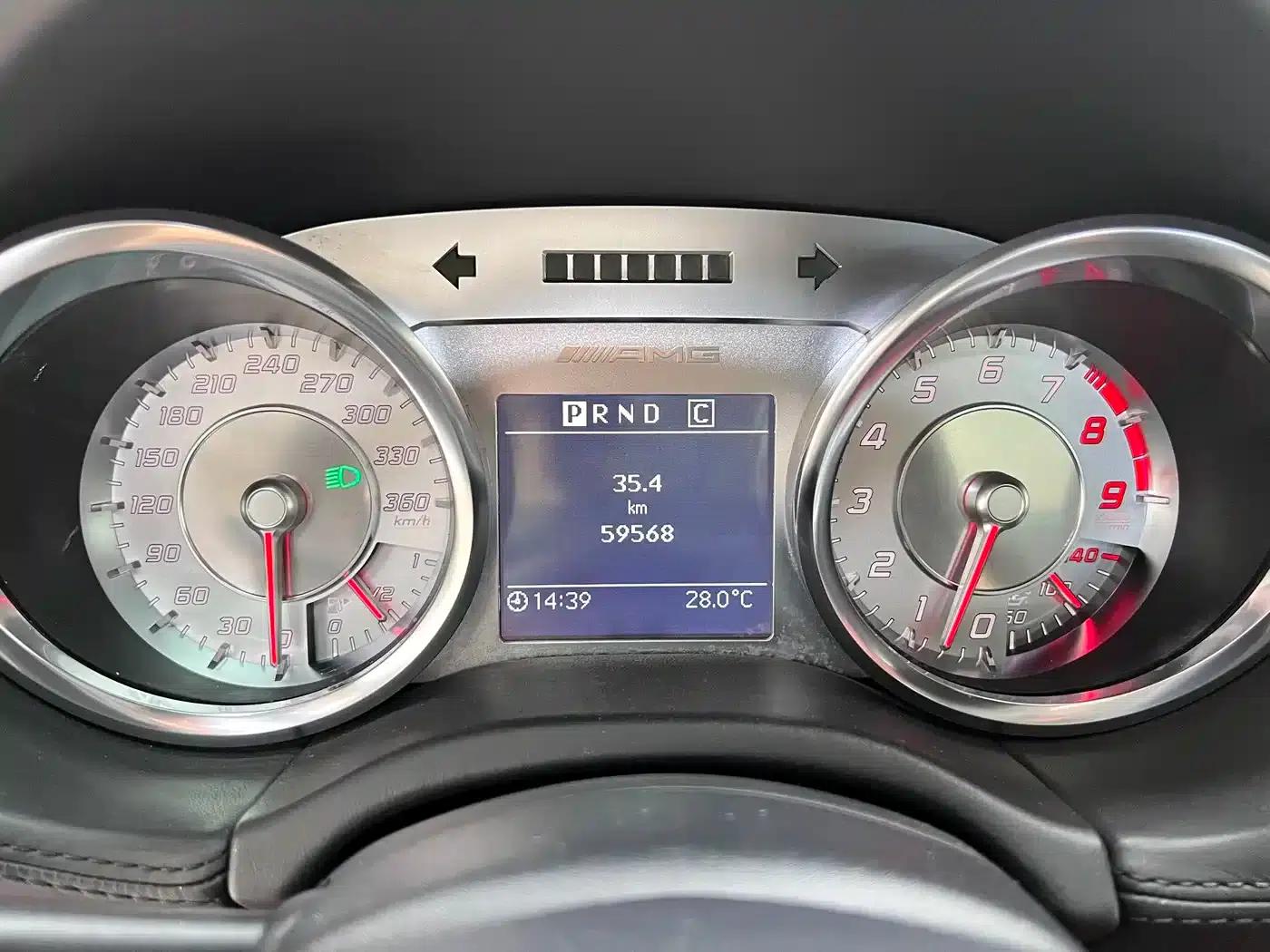 2011 Mercedes-Benz SLS AMG — миниатюра 29