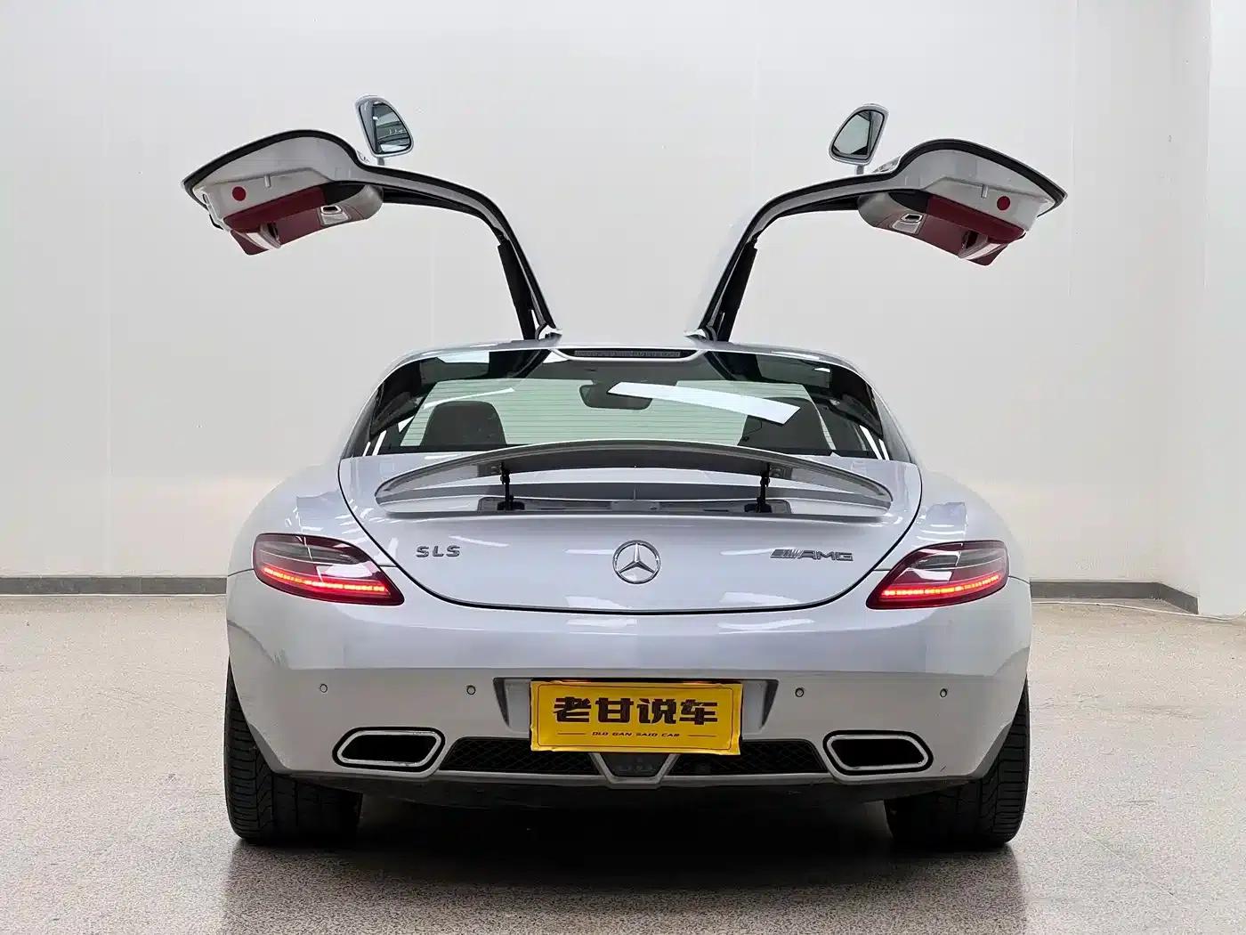 2011 Mercedes-Benz SLS AMG — миниатюра 7