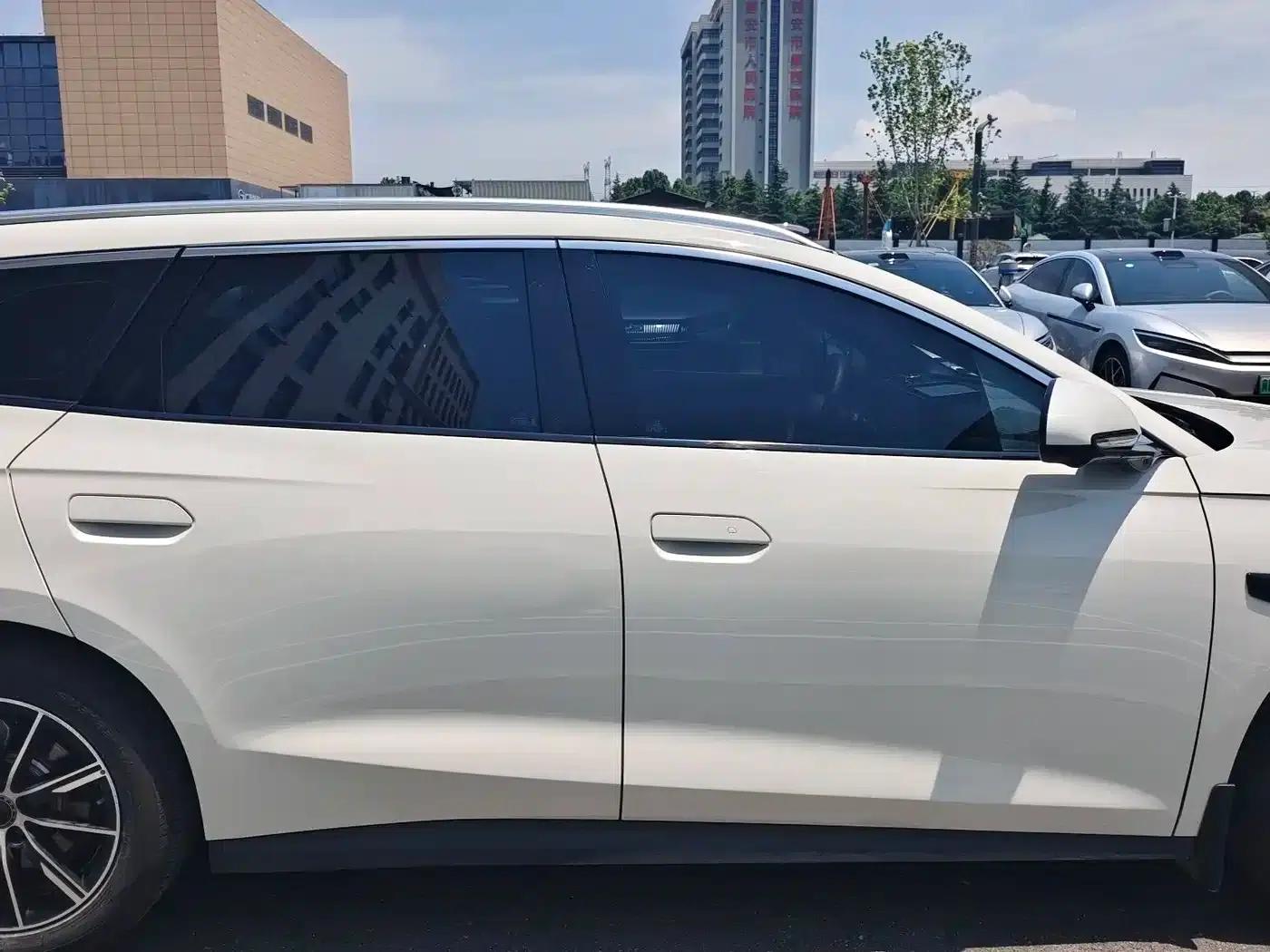 Seal 06 DM-i Touring Edition 2025 DM-i 150KM Premium Model — миниатюра 18