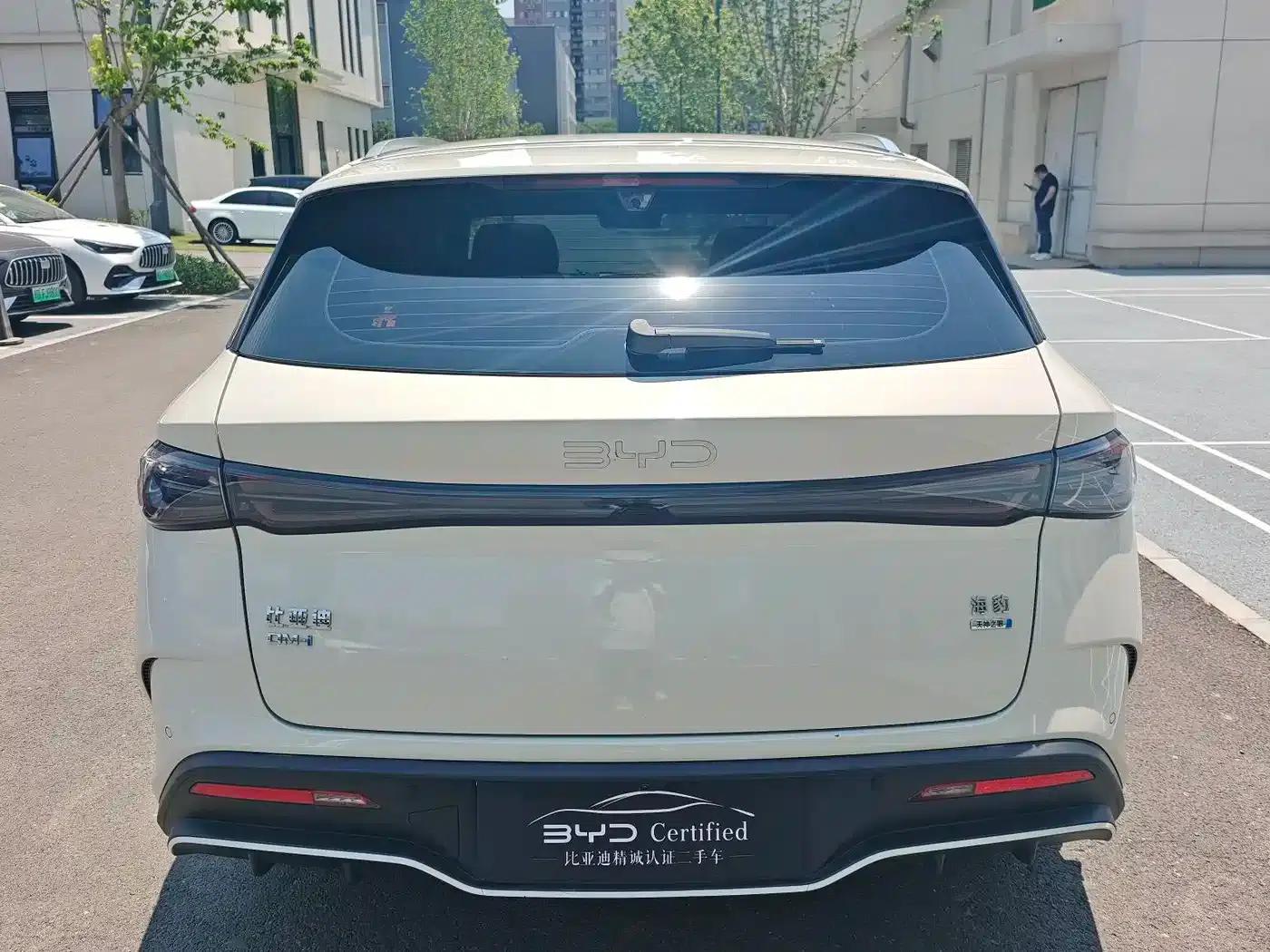 Seal 06 DM-i Touring Edition 2025 DM-i 150KM Premium Model — миниатюра 9