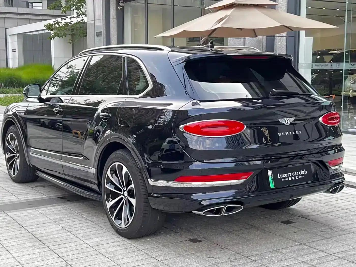 Bentayga Plug-in Hybrid 2021 3.0T PHEV — миниатюра 3