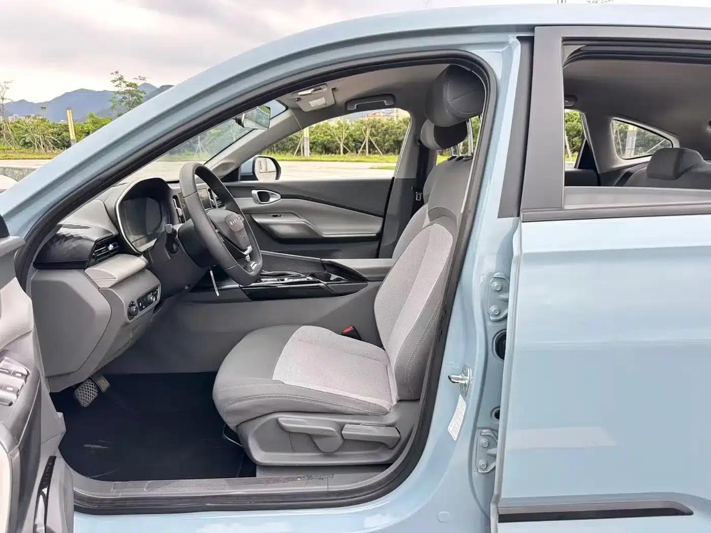 Baojun RC-5 2020 1.5L CVT Smart Elite Edition — миниатюра 23