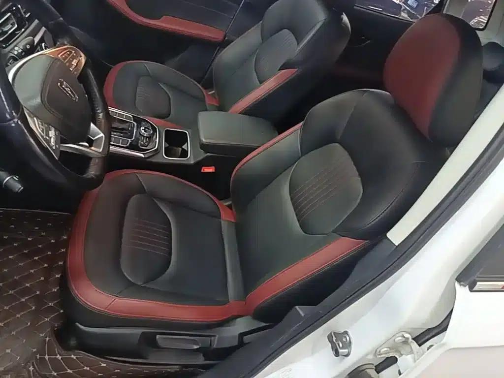 Bestune T33 2019 1.6L Automatic Deluxe Edition (National VI Emission Standard) — миниатюра 15