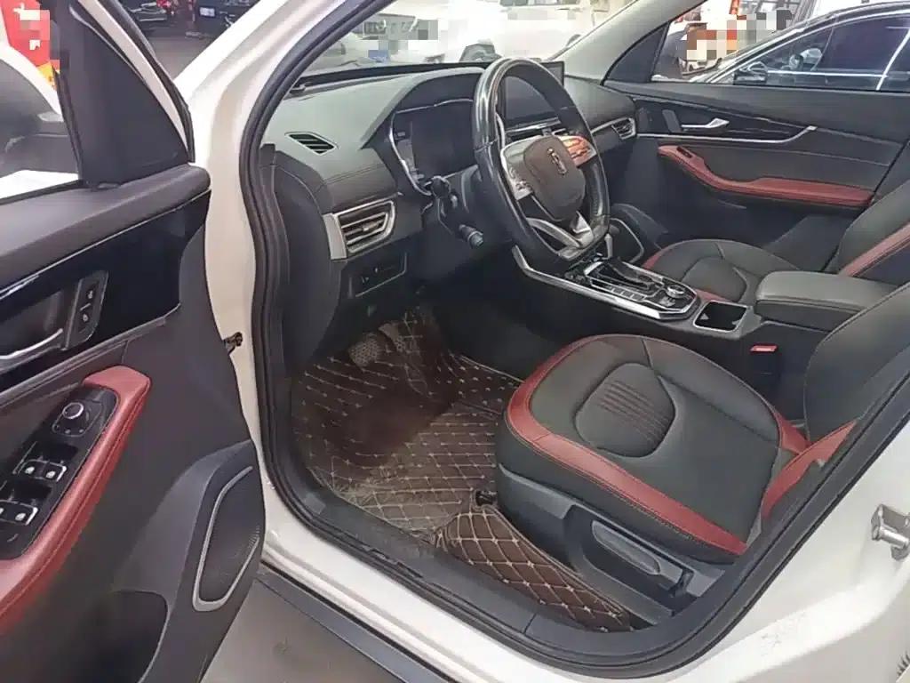 Bestune T33 2019 1.6L Automatic Deluxe Edition (National VI Emission Standard) — миниатюра 16