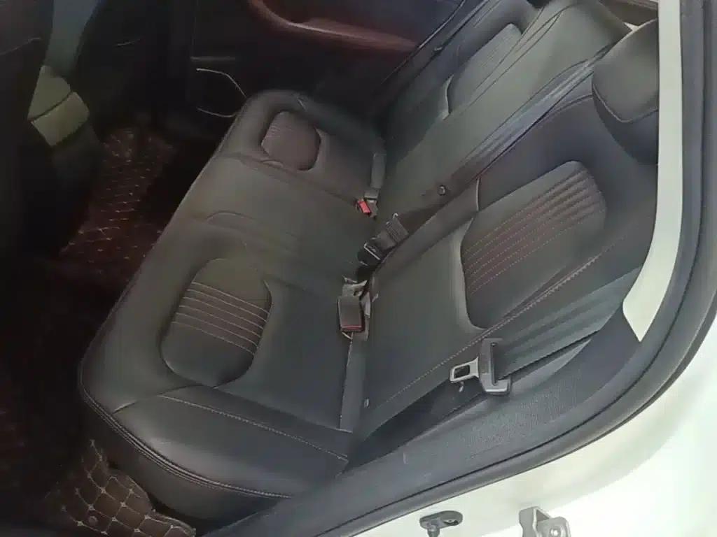 Bestune T33 2019 1.6L Automatic Deluxe Edition (National VI Emission Standard) — миниатюра 17
