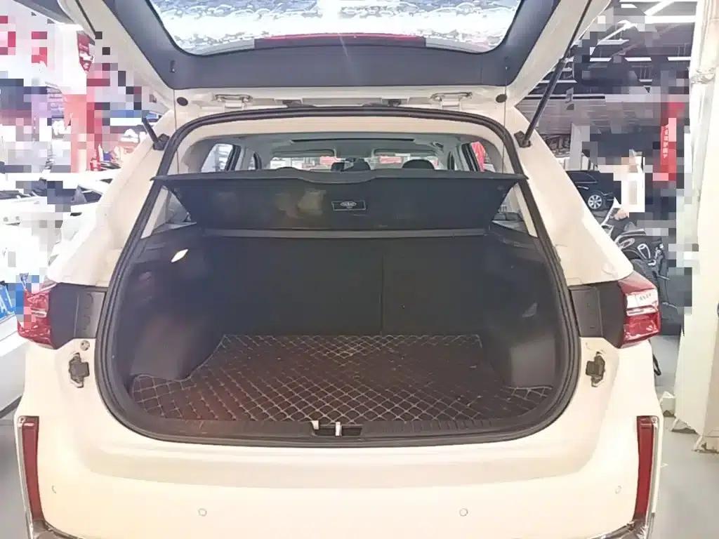 Bestune T33 2019 1.6L Automatic Deluxe Edition (National VI Emission Standard) — миниатюра 19