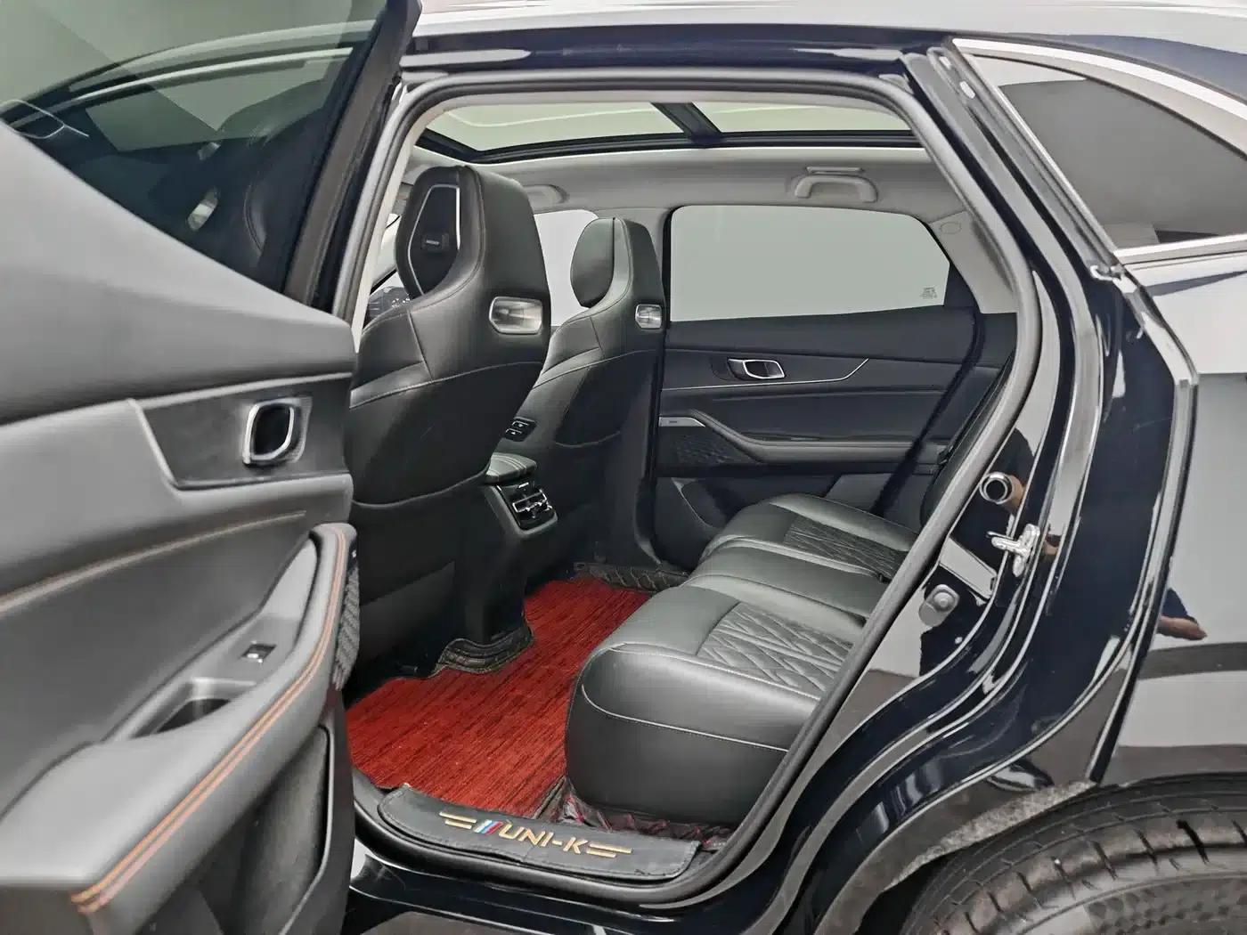 Changan UNI-K Smart Electric iDD 2022 Blue Whale iDD 130km 1.5T Premium Edition — миниатюра 17