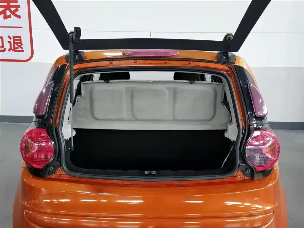 Benben MINI 2012 1.0L Manual Family Edition (National V Emission Standard) — миниатюра 16