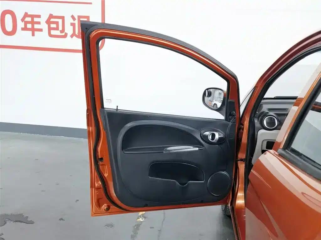 Benben MINI 2012 1.0L Manual Family Edition (National V Emission Standard) — миниатюра 8