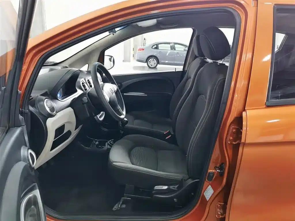 Benben MINI 2012 1.0L Manual Family Edition (National V Emission Standard) — миниатюра 10