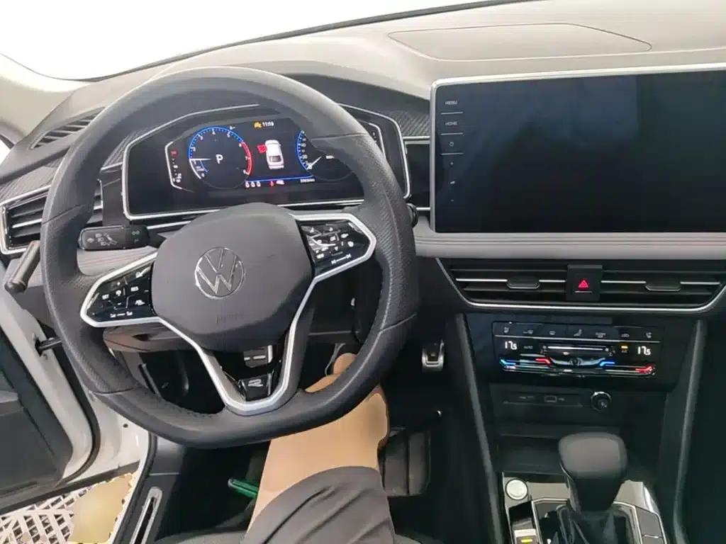 Tiguan X 2022 330TSI 2WD Premium Flagship Edition — миниатюра 10
