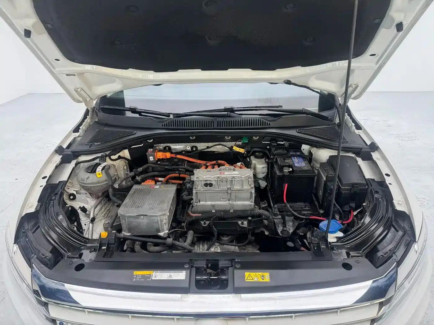 2019 Volkswagen Lavida EV Premium Edition — миниатюра 12