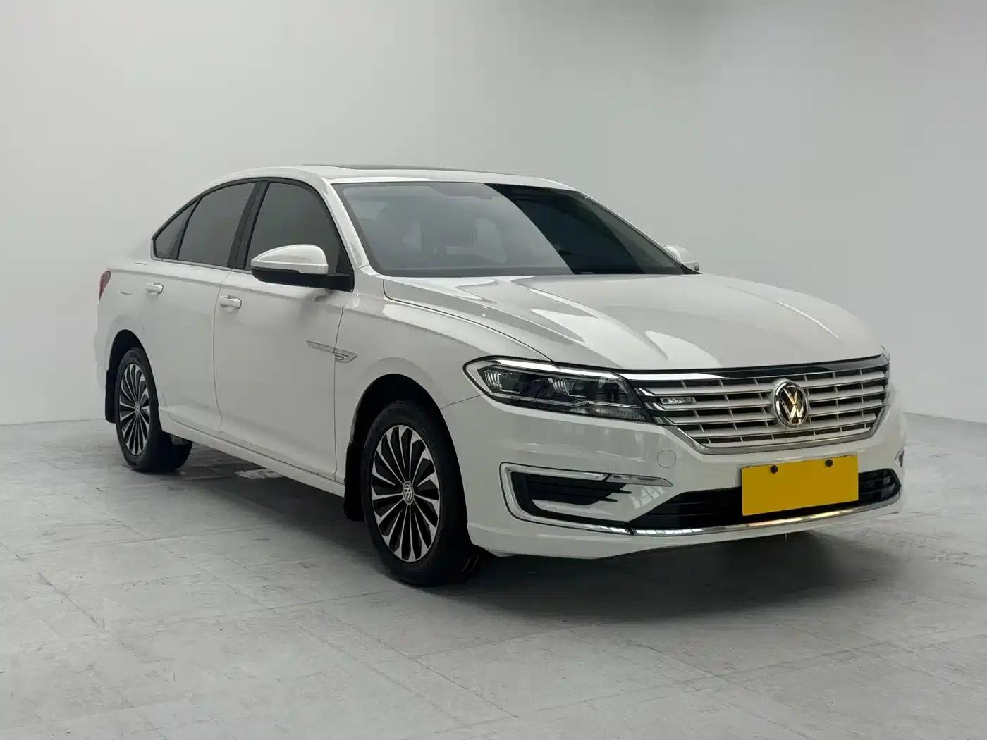 2019 Volkswagen Lavida EV Premium Edition — миниатюра 3