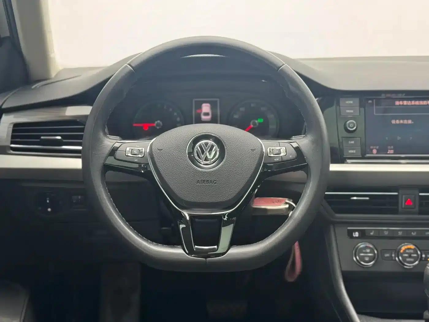 2019 Volkswagen Lavida EV Premium Edition — миниатюра 6