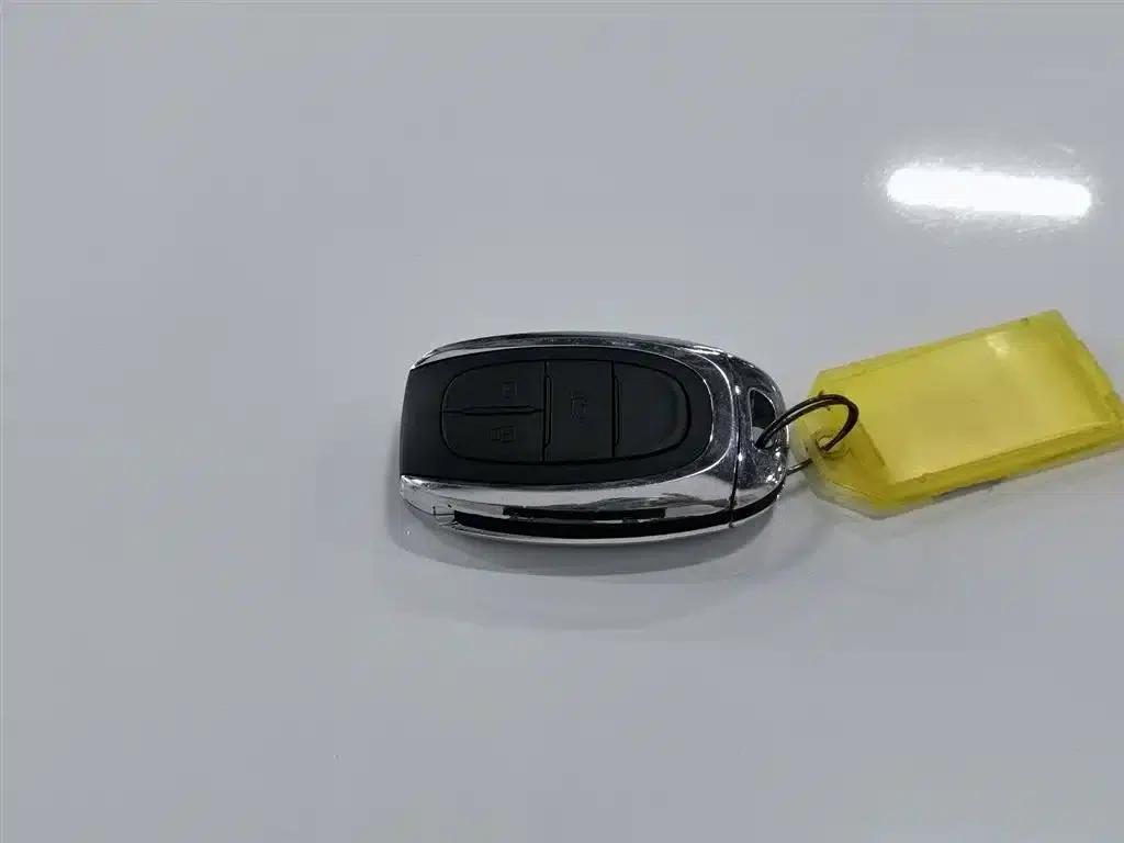 Maxus D60 2019 1.3T Manual Enjoy Edition 5-seater — миниатюра 19