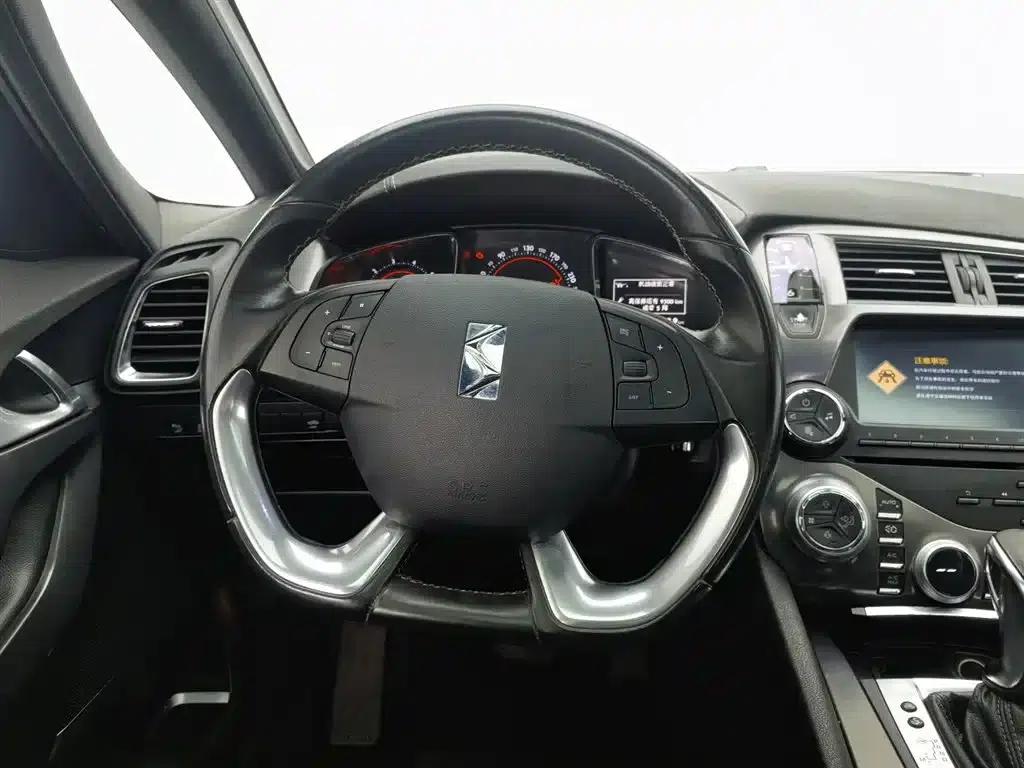 DS 5 Imported 2012 Model 1.6T Elegant Edition — миниатюра 11