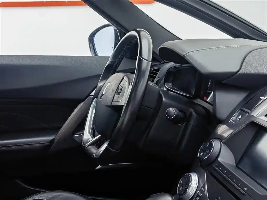 DS 5 Imported 2012 Model 1.6T Elegant Edition — миниатюра 22
