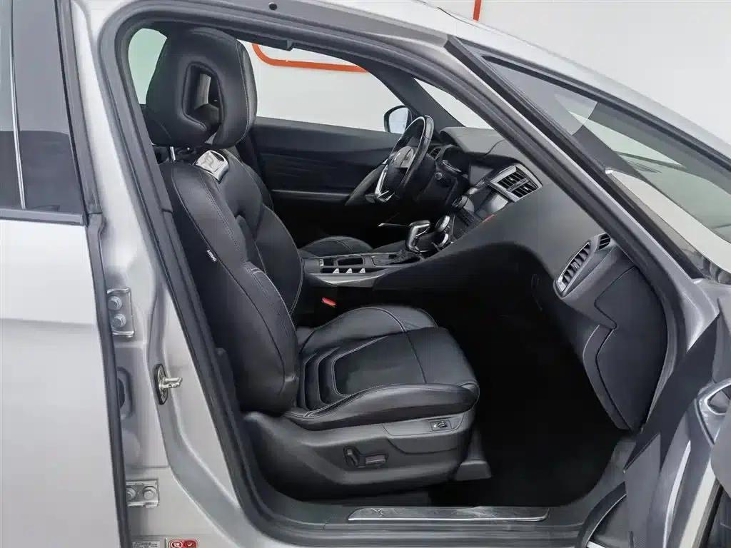 DS 5 Imported 2012 Model 1.6T Elegant Edition — миниатюра 23