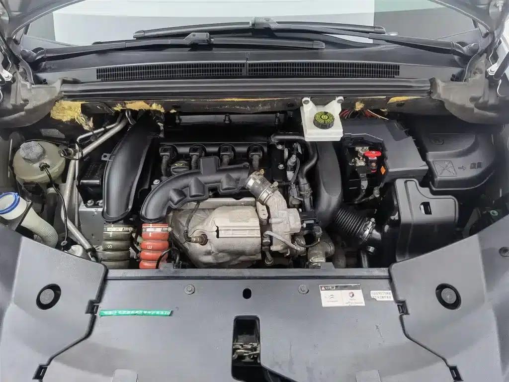 DS 5 Imported 2012 Model 1.6T Elegant Edition — миниатюра 6