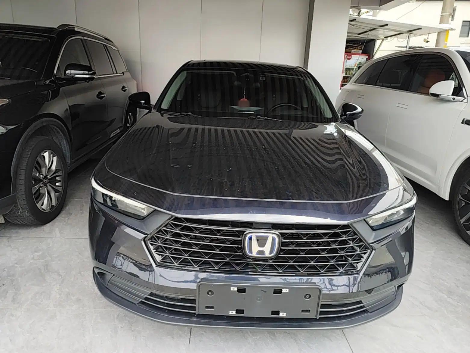 Honda Accord New Energy 2023 2.0L ePHEV Luxury Edition — миниатюра 2