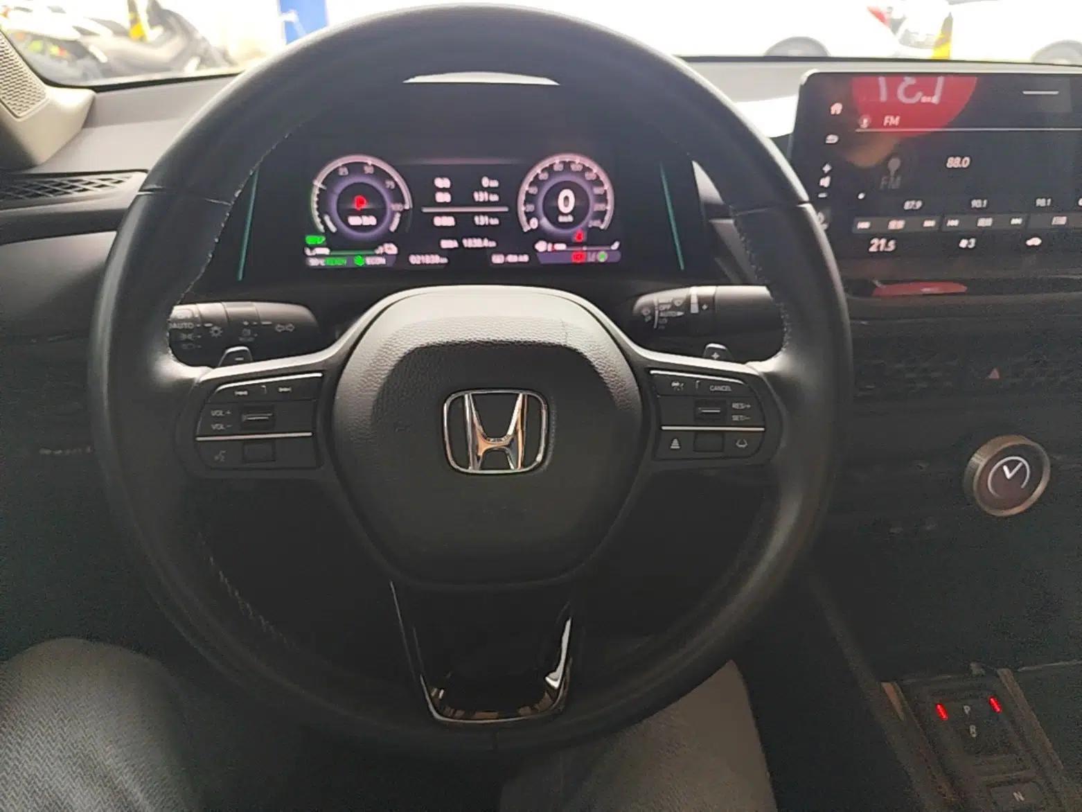 Honda Accord New Energy 2023 2.0L ePHEV Luxury Edition — миниатюра 18