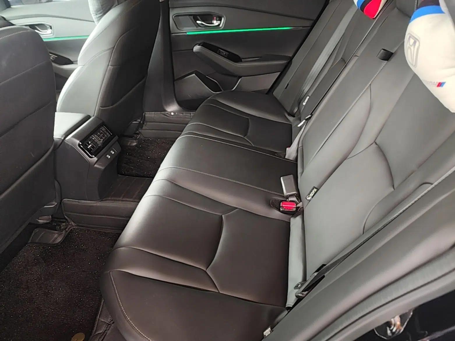 Honda Accord New Energy 2023 2.0L ePHEV Luxury Edition — миниатюра 25