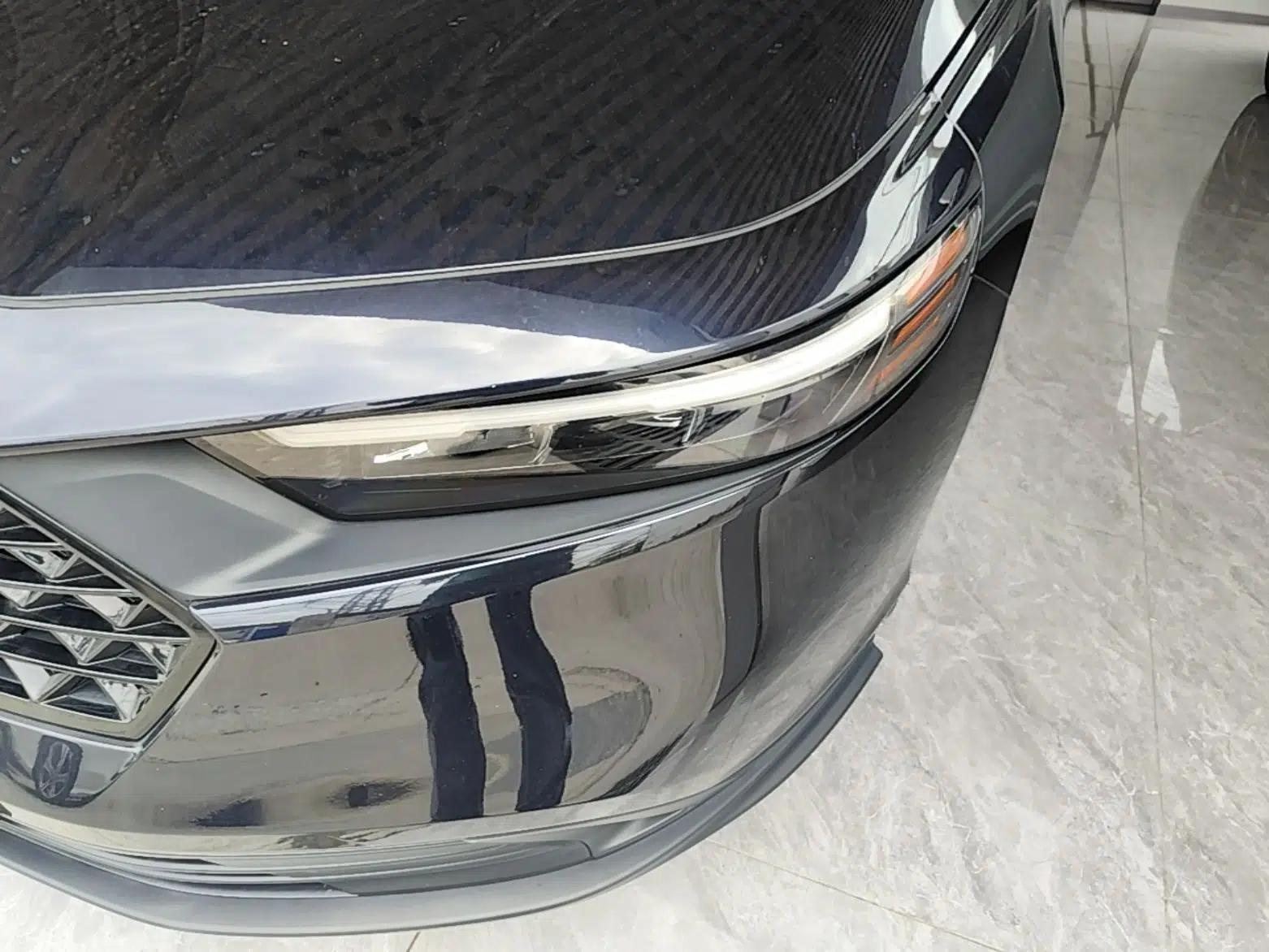Honda Accord New Energy 2023 2.0L ePHEV Luxury Edition — миниатюра 8