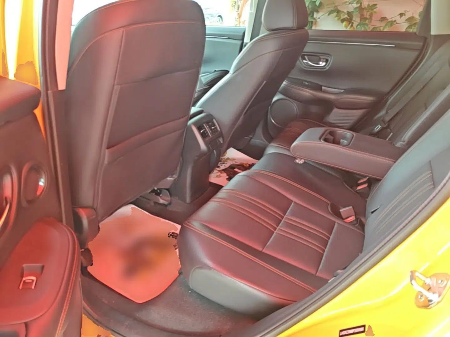 Honda ZR-V 2022 1.5T CVT Deluxe Edition — миниатюра 32