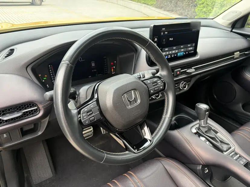 Honda ZR-V 2022 1.5T CVT Deluxe Edition — миниатюра 37