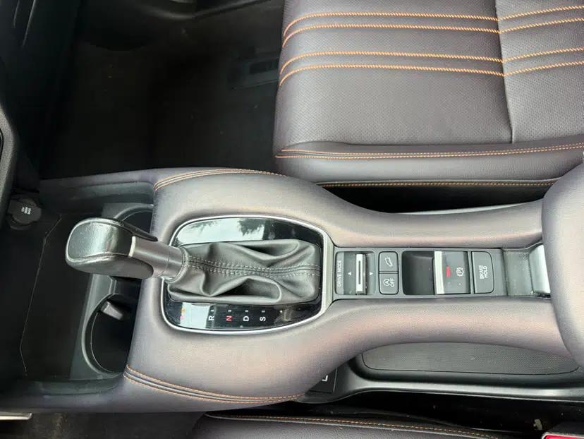 Honda ZR-V 2022 1.5T CVT Deluxe Edition — миниатюра 43