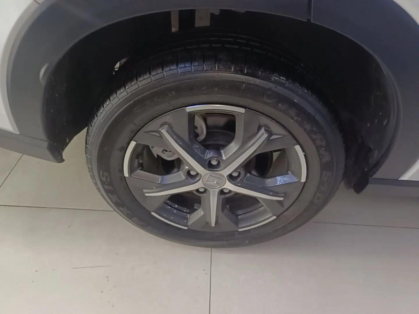 Honda ZR-V 2022 1.5T CVT Elite Edition — миниатюра 11