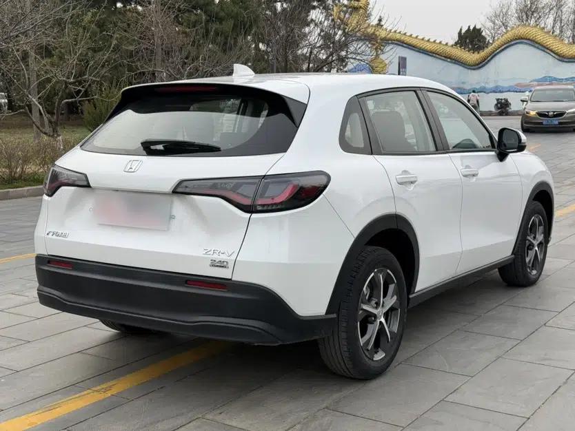 Honda ZR-V 2022 1.5T CVT Elite Edition — миниатюра 17