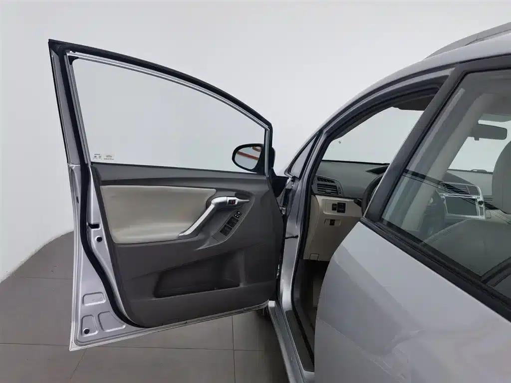 E'Z 2014 Star Shine 180E CVT Elite Edition — миниатюра 8