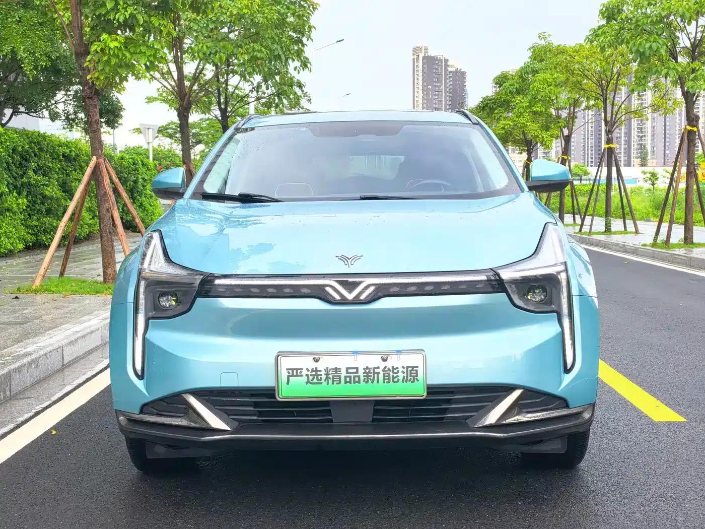 Corolla Hybrid E+ 2019 1.8L E-CVT Flagship Edition — миниатюра 2