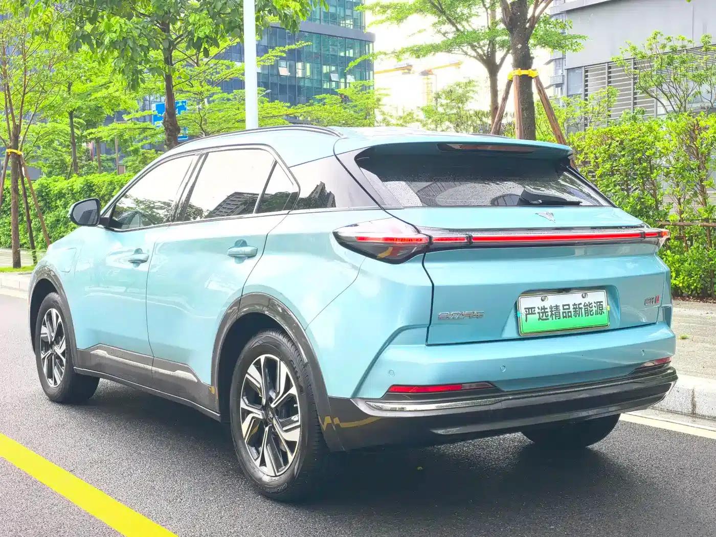 Corolla Hybrid E+ 2019 1.8L E-CVT Flagship Edition — миниатюра 4