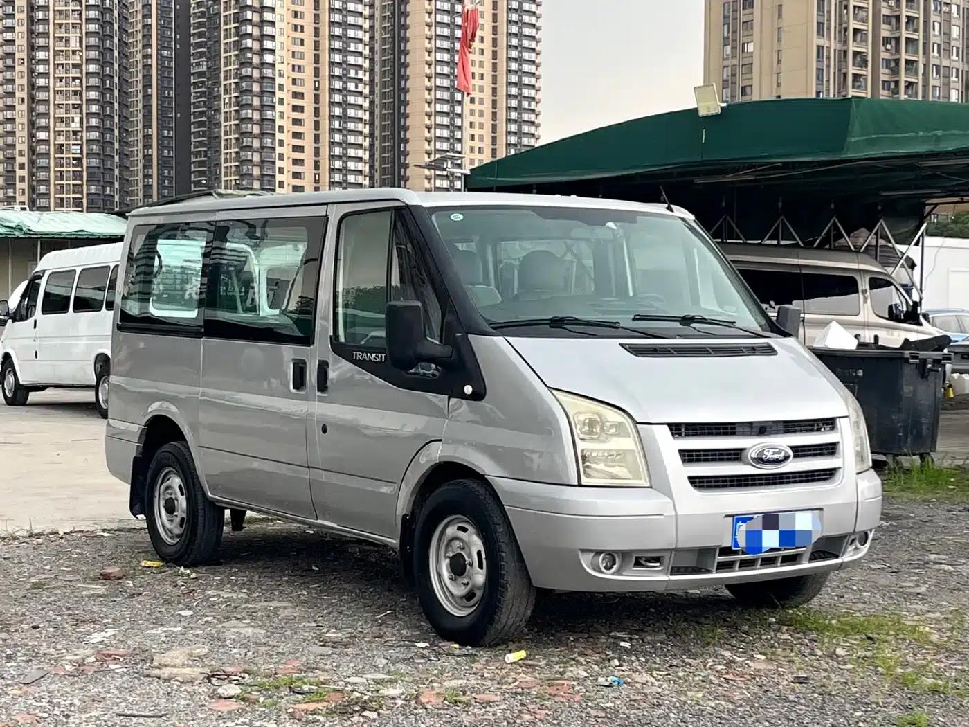New Generation Ford Transit 2009 Model 2.4T Diesel Standard Short Wheelbase Low Roof (China III Emission Standard) — миниатюра 3