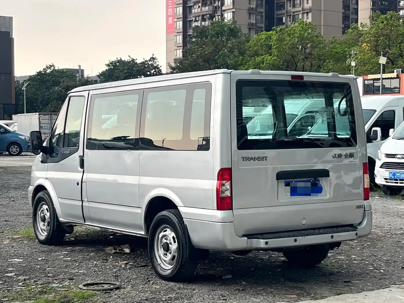 New Generation Ford Transit 2009 Model 2.4T Diesel Standard Short Wheelbase Low Roof (China III Emission Standard) — миниатюра 5
