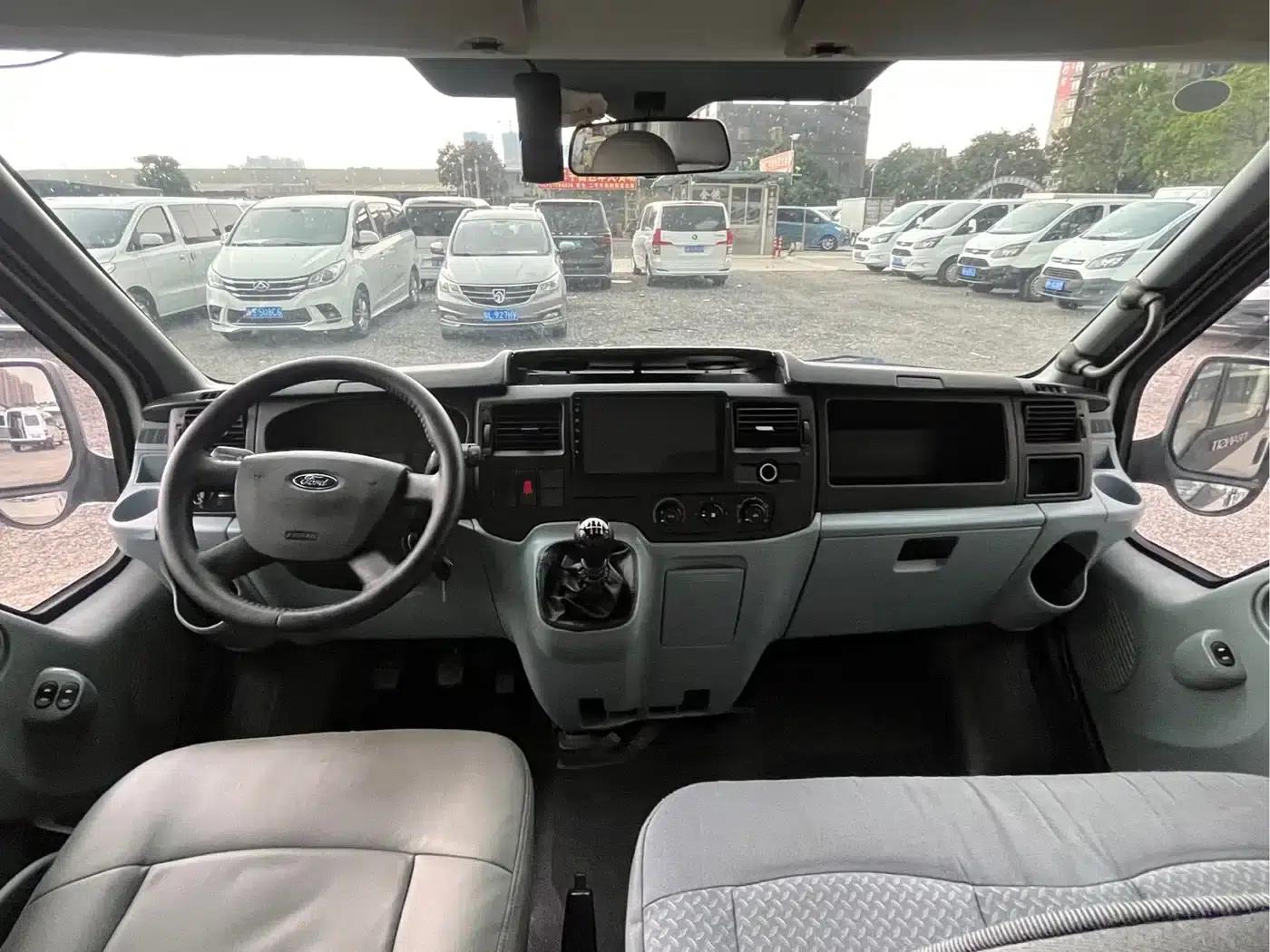 New Generation Ford Transit 2009 Model 2.4T Diesel Standard Short Wheelbase Low Roof (China III Emission Standard) — миниатюра 7