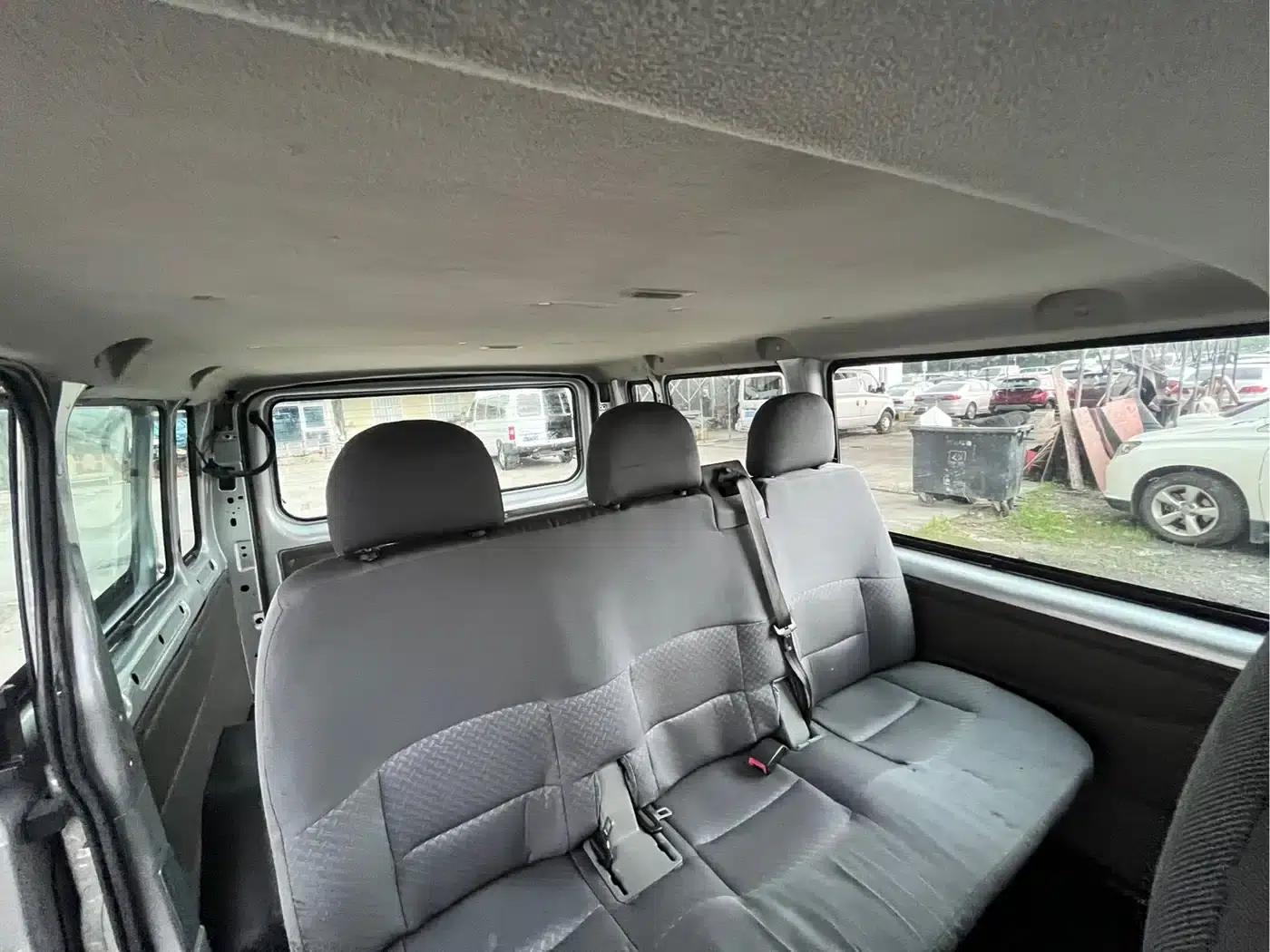 New Generation Ford Transit 2009 Model 2.4T Diesel Standard Short Wheelbase Low Roof (China III Emission Standard) — миниатюра 10