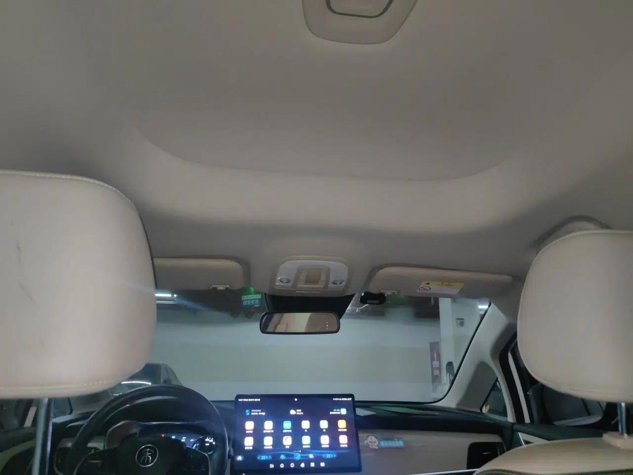 BYD Song MAX New Energy 2022 DM-i 105KM Executive Edition — миниатюра 15