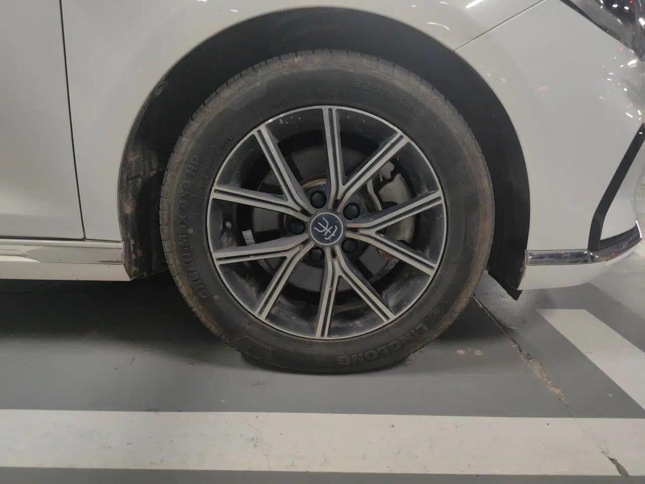 BYD Song MAX New Energy 2022 DM-i 105KM Executive Edition — миниатюра 8