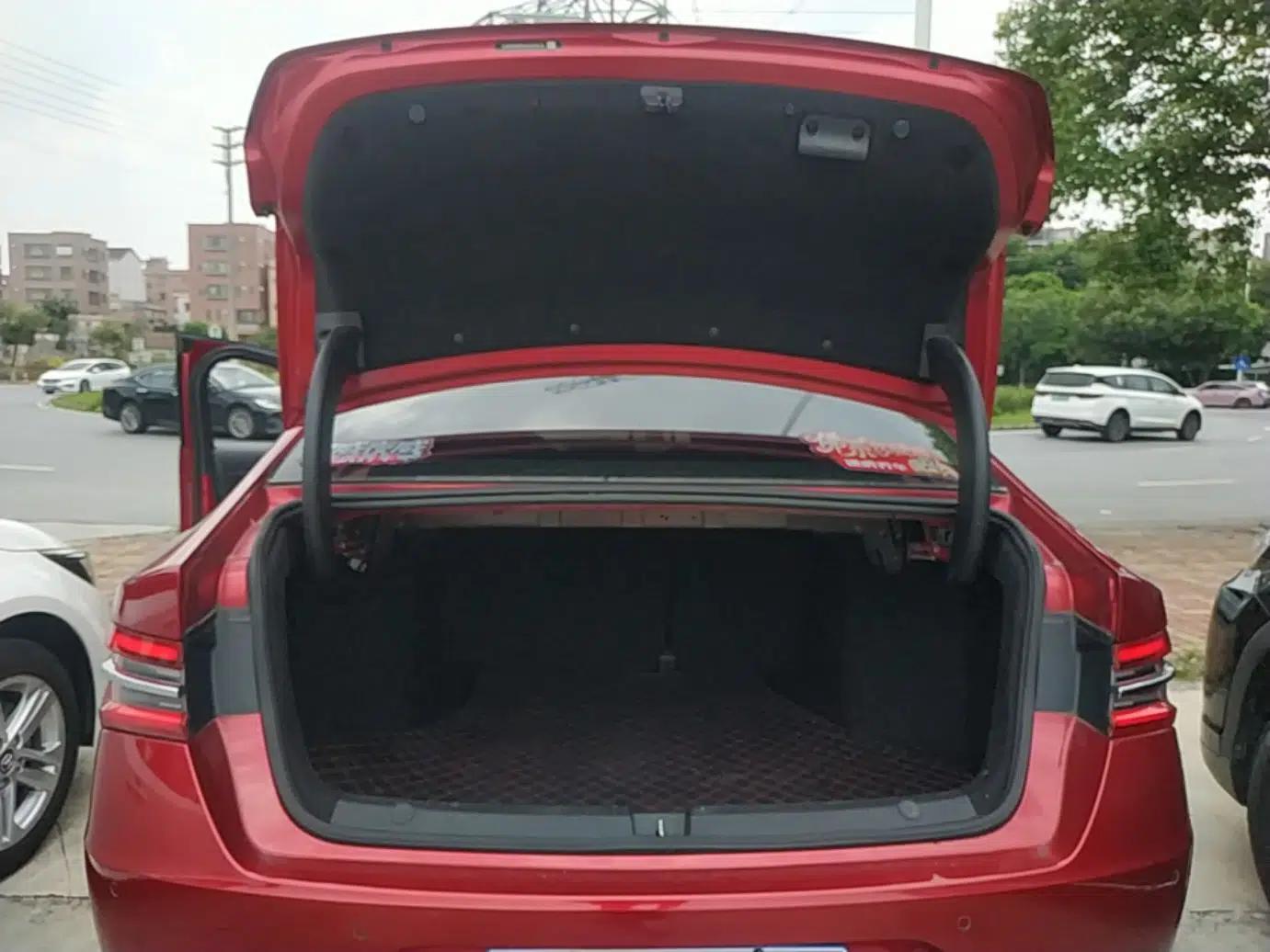BYD Qin Pro 2020 Beyond Edition 1.5TI Automatic Flagship Version — миниатюра 22
