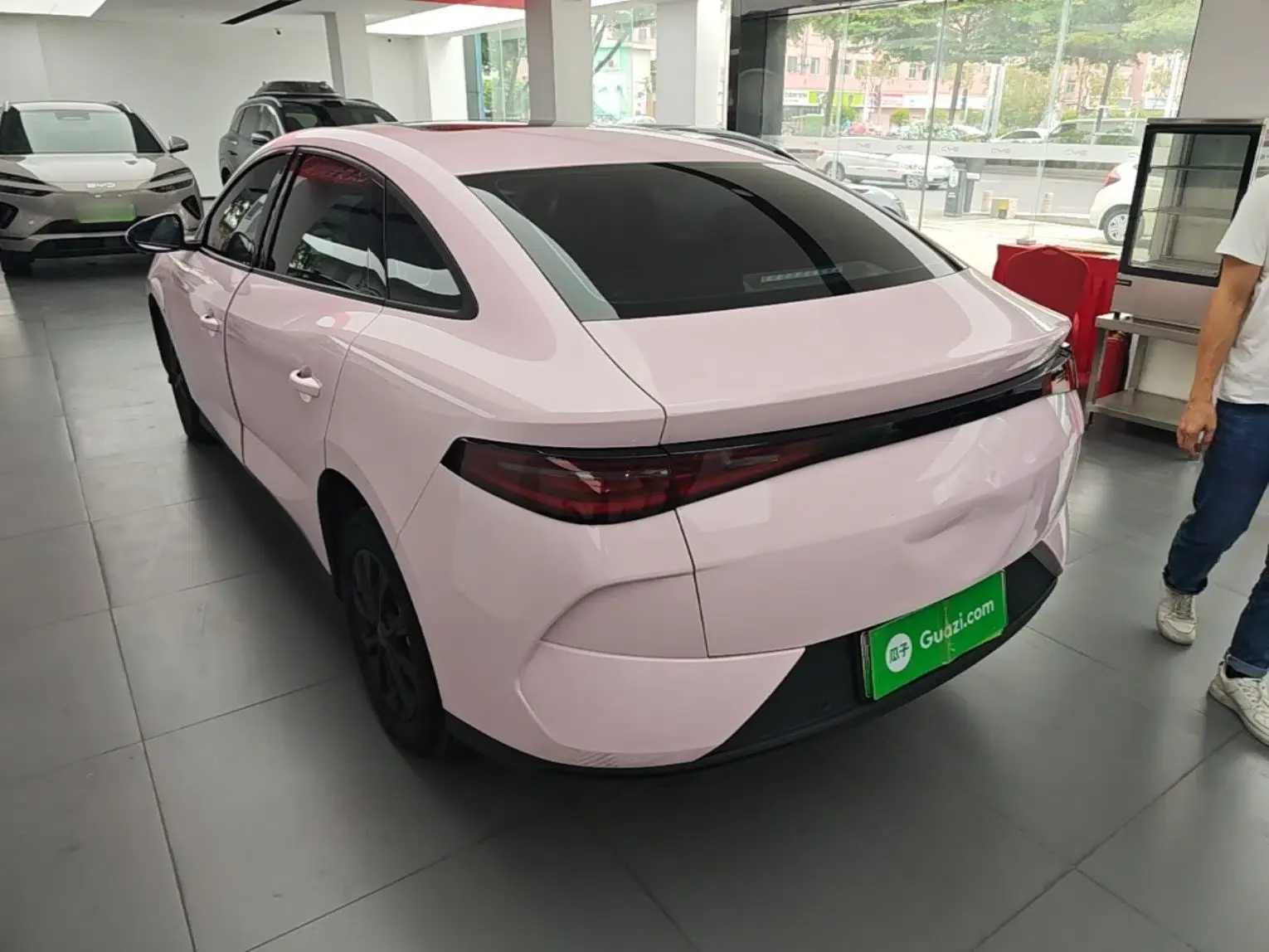BYD e7 2025 Model 520 Smart Travel Edition — миниатюра 4