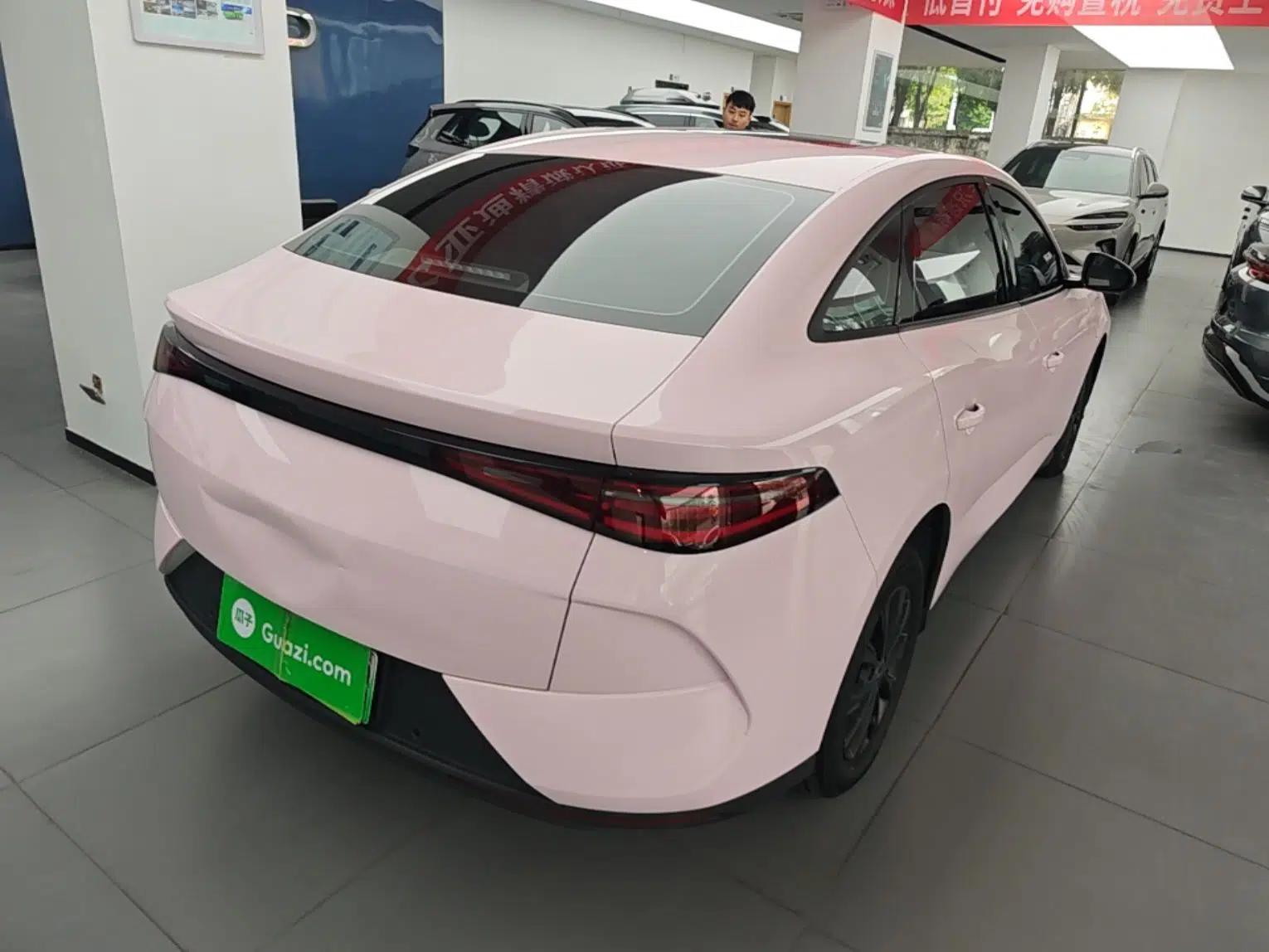 BYD e7 2025 Model 520 Smart Travel Edition — миниатюра 6