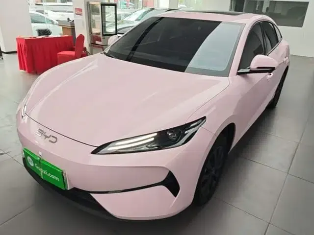 BYD e7 2025 Model 520 Smart Travel Edition
