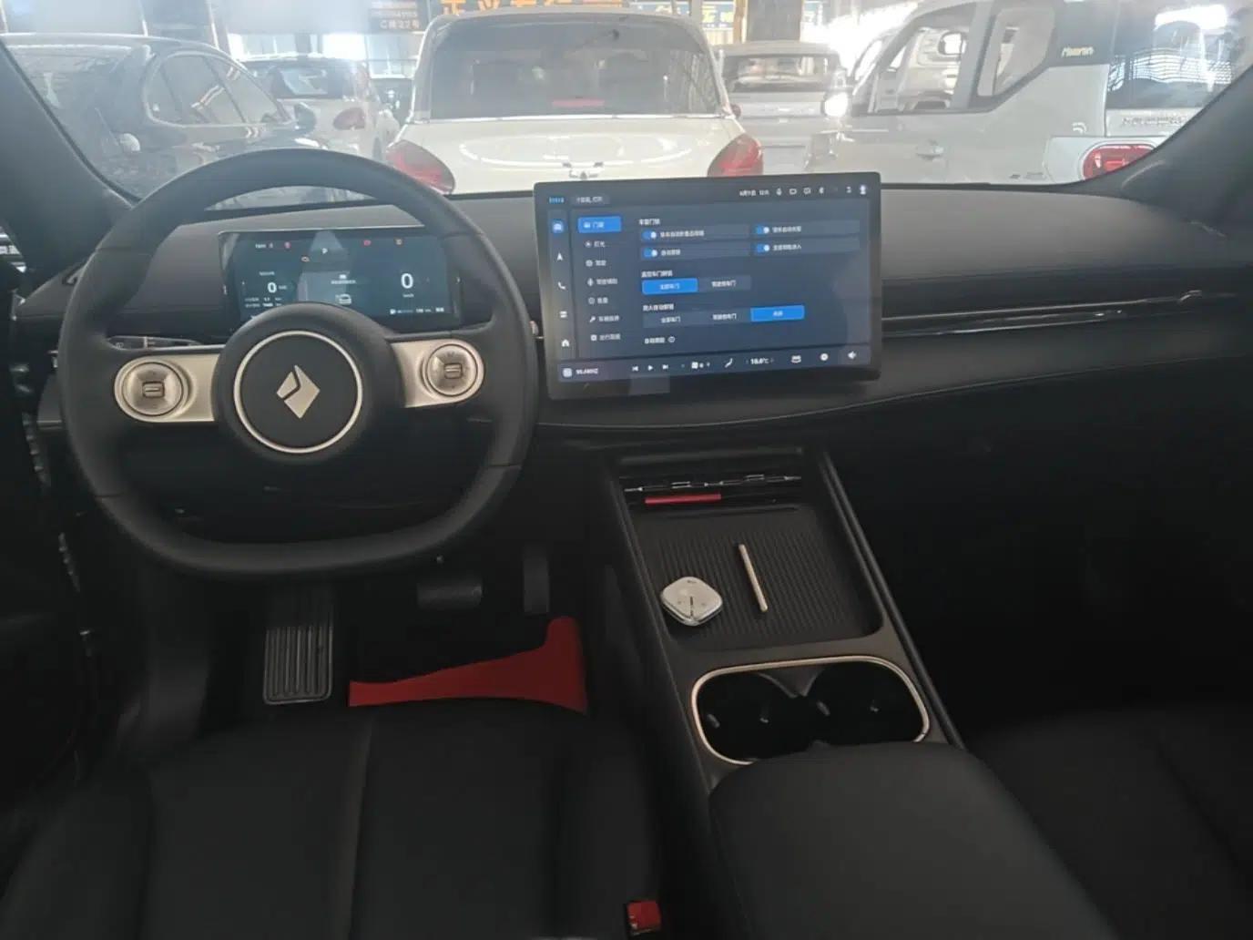 Baojun Yunhai 2024 140km Plug-in Hybrid Version — миниатюра 17